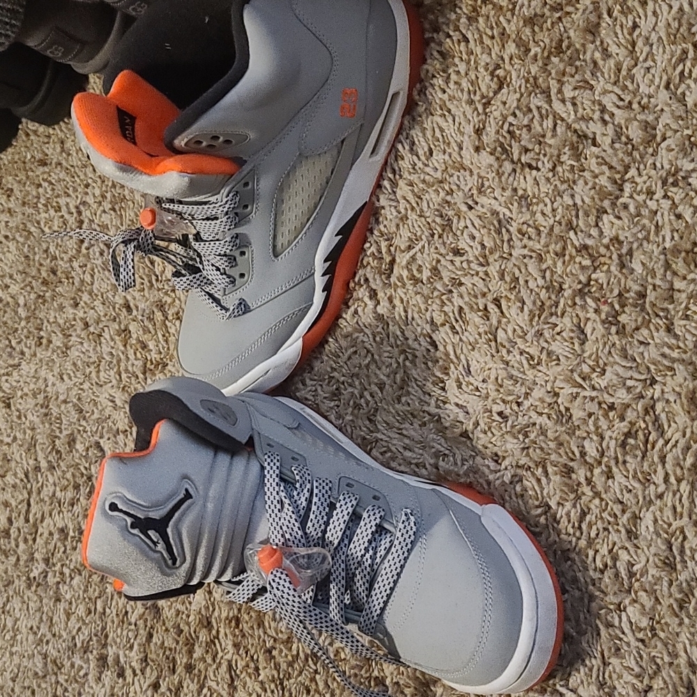 Jordan Retro 5's